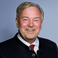 Hans-Julius Ahlmann